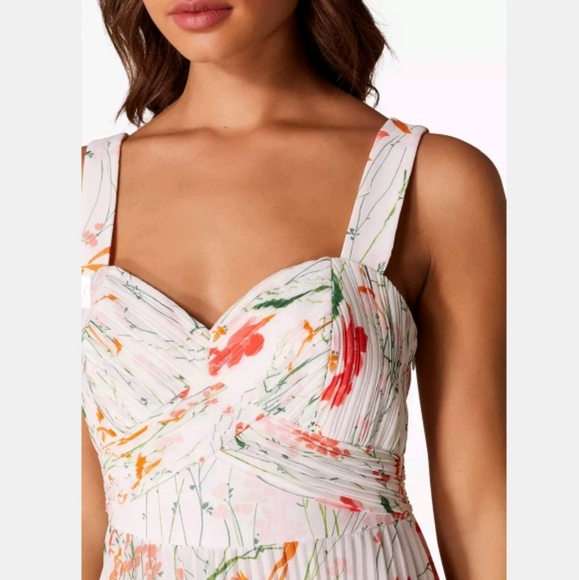 SOLD ‼$470.00 NWT Karen Millen Women's Floral Pleated Dress A-line Floral Midi - Picture 6 of 6